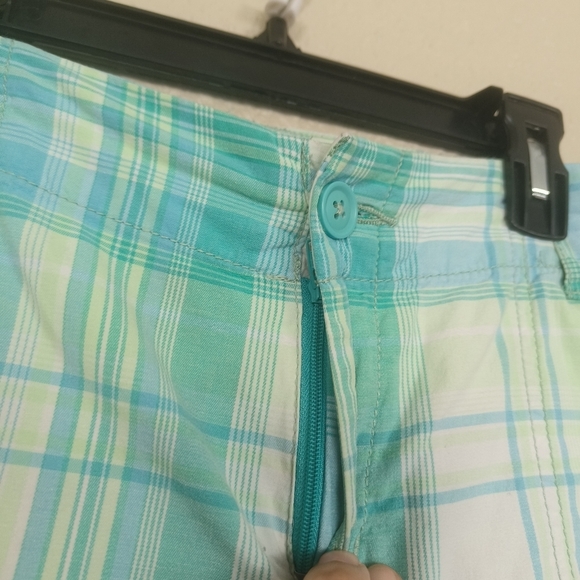 St John's Bay strech Plaid Shorts Navy Coral and Green Size 8p for Women Plain - Picture 5 of 8